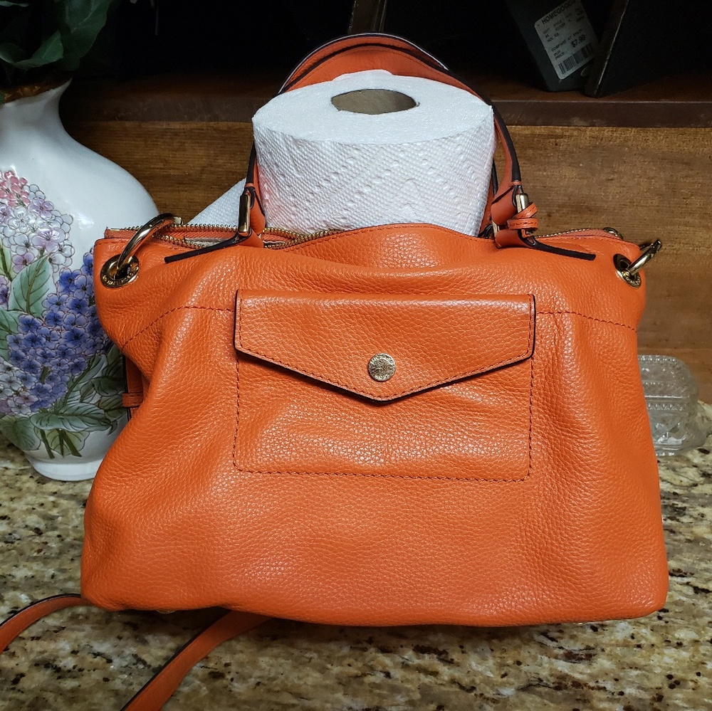 Michael Kors orange purae